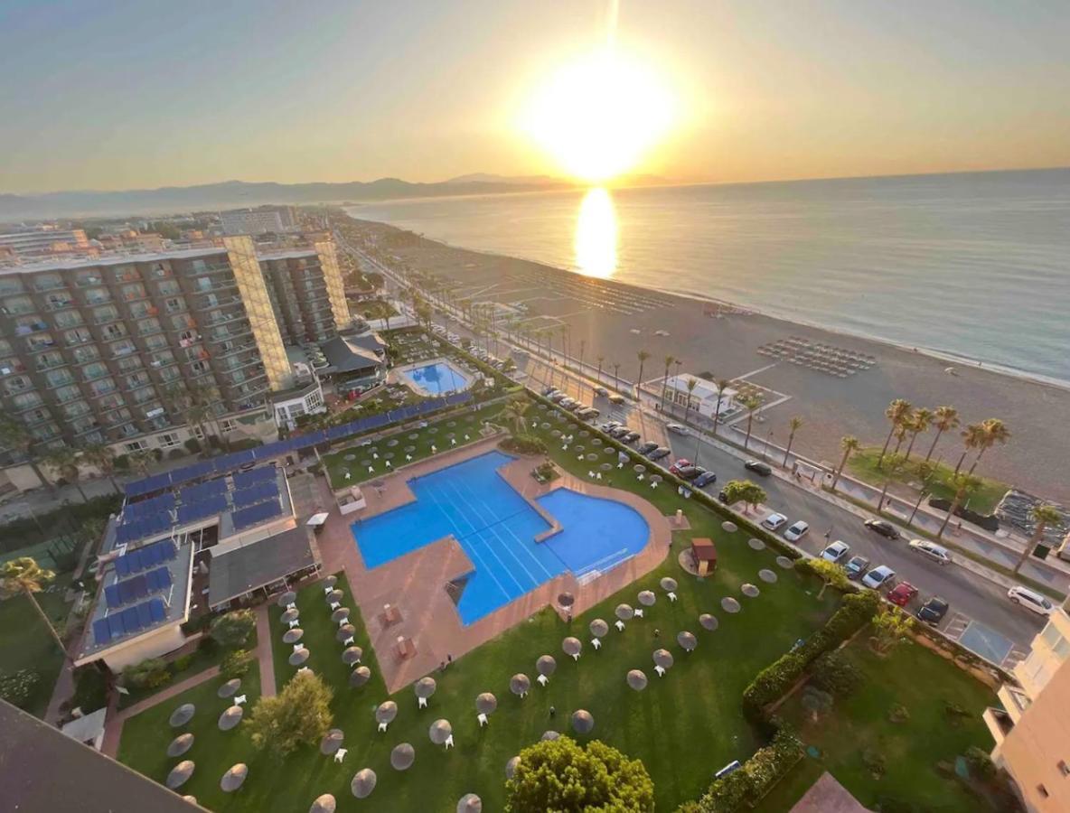 Playamar Waterfront Exclusive Apartment And Views Tower 2 Fl 14 Torremolinos Exterior photo