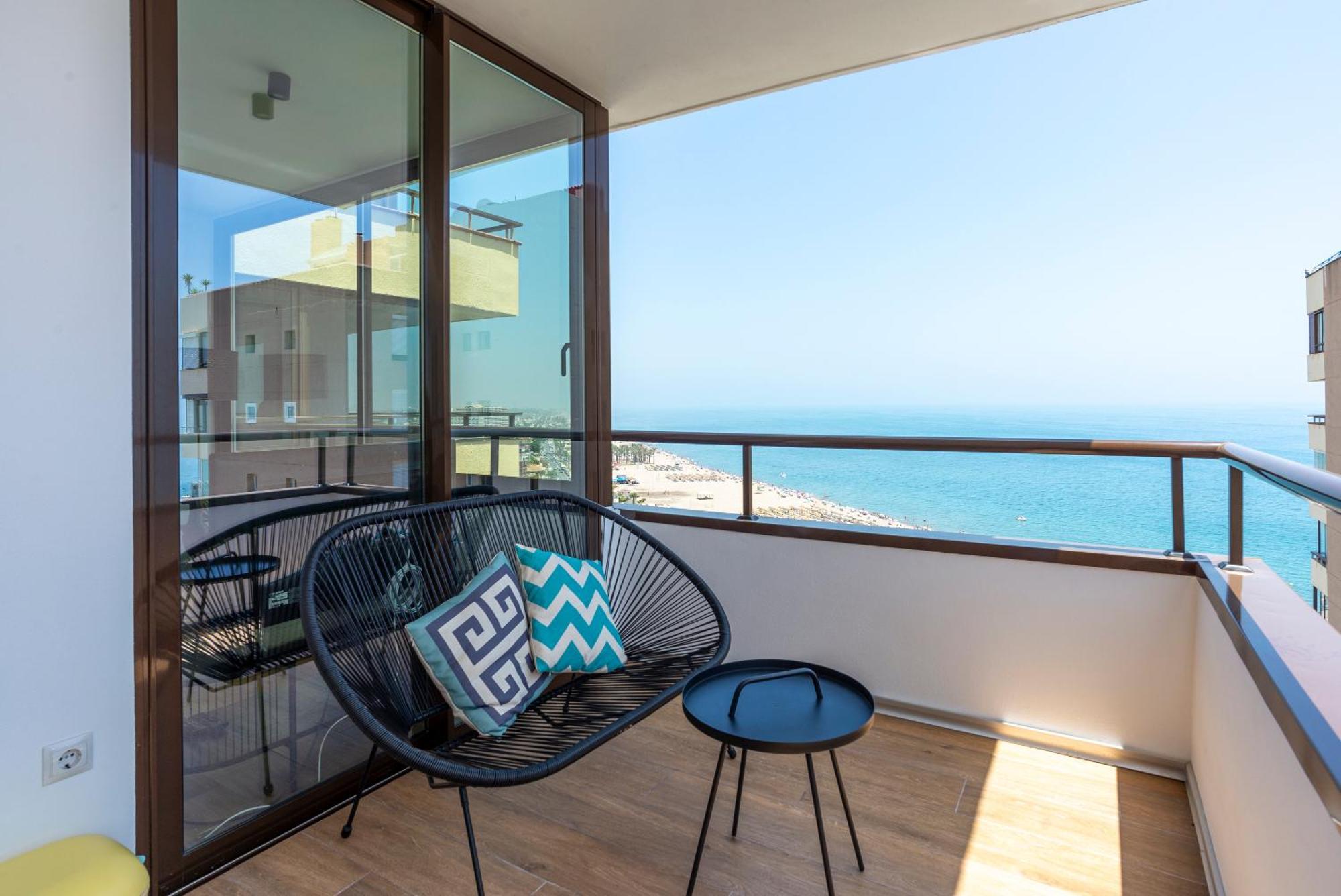 Playamar Waterfront Exclusive Apartment And Views Tower 2 Fl 14 Torremolinos Exterior photo