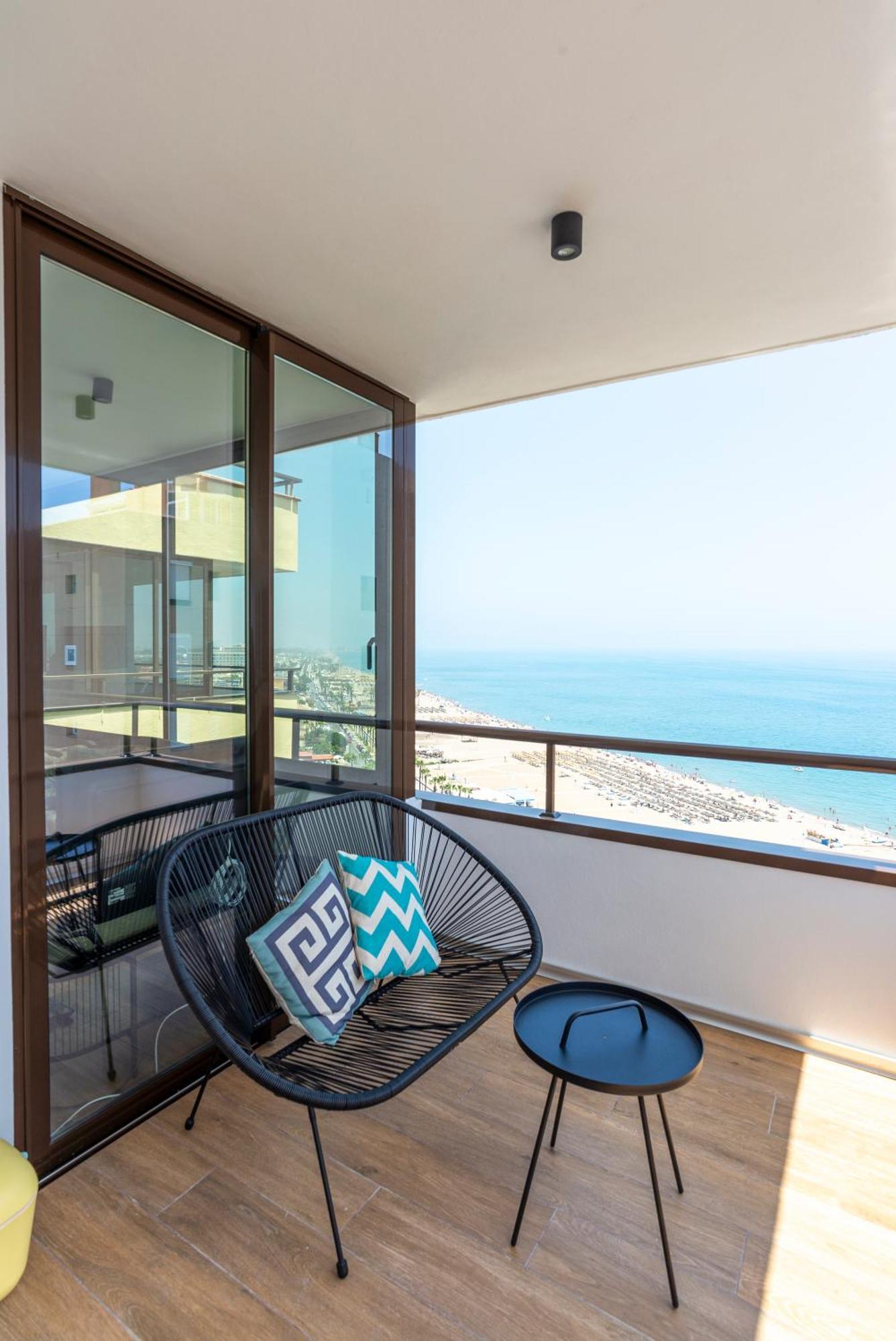 Playamar Waterfront Exclusive Apartment And Views Tower 2 Fl 14 Torremolinos Exterior photo